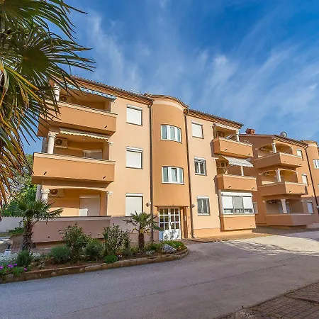 Charmantes 600 Meter Zum Sandstrand Apartament *