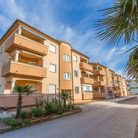 Apartament Charmantes 600 Meter Zum Sandstrand *