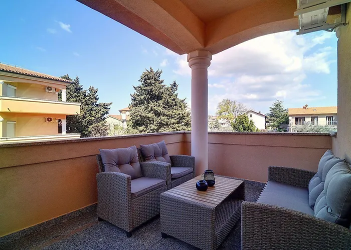 Charmantes 600 Meter Zum Sandstrand *